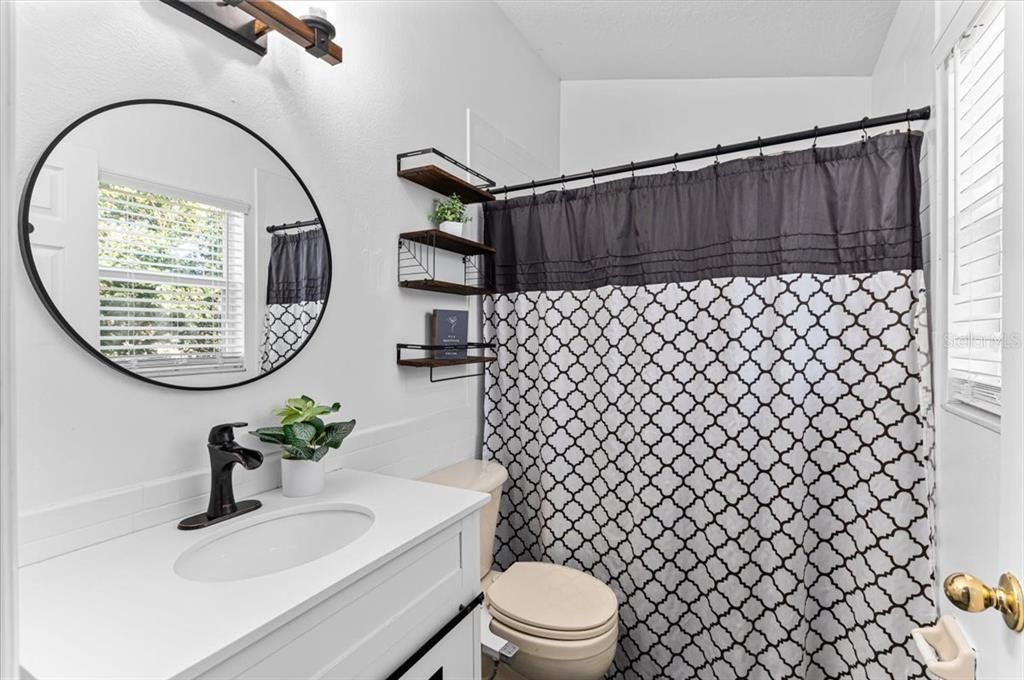 Active With Contract: $240,000 (3 beds, 2 baths, 1276 Square Feet)