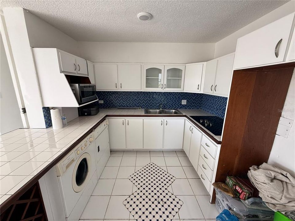 На продажу: $555,000 (3 спален, 2 ванн, 1450 Квадратных фут)