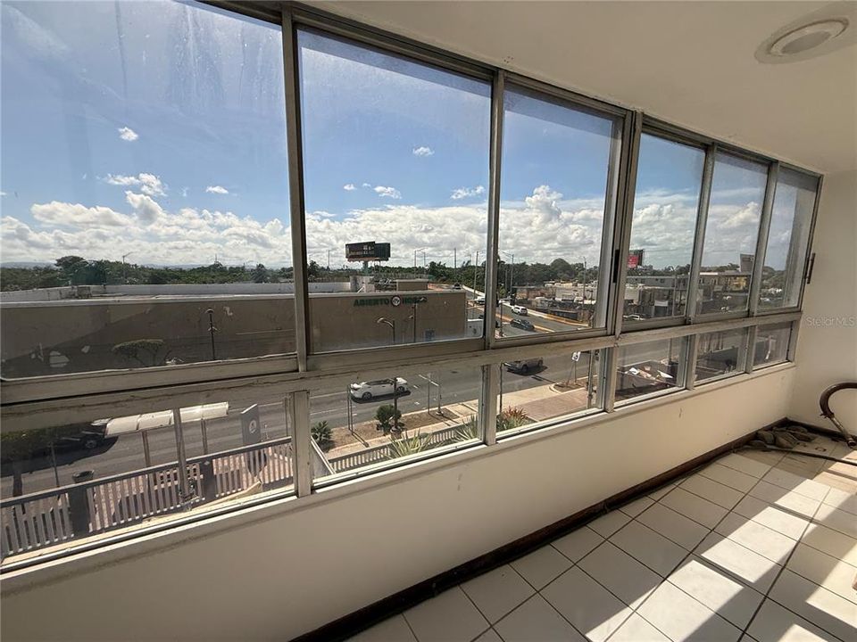 На продажу: $555,000 (3 спален, 2 ванн, 1450 Квадратных фут)