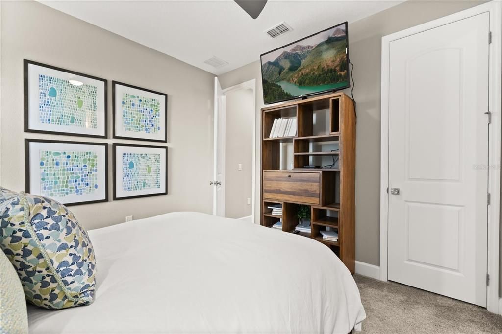 Active With Contract: $499,950 (4 beds, 3 baths, 2077 Square Feet)