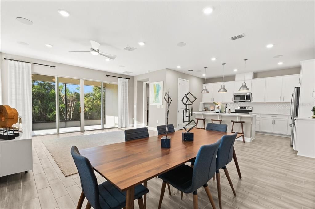 Active With Contract: $499,950 (4 beds, 3 baths, 2077 Square Feet)