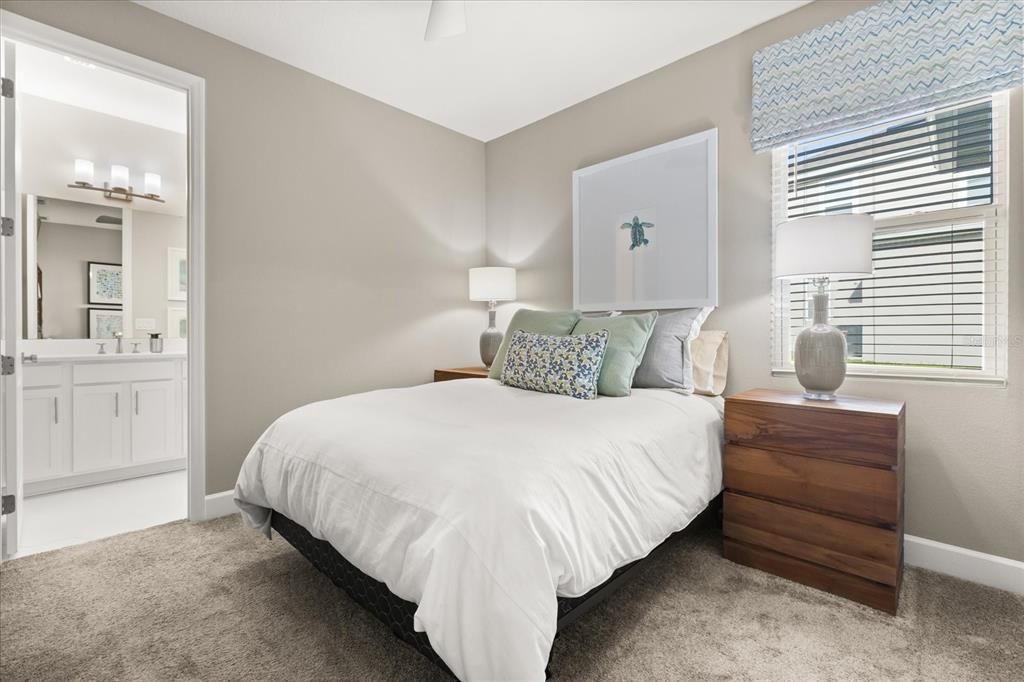 Active With Contract: $499,950 (4 beds, 3 baths, 2077 Square Feet)