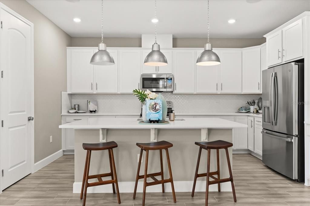 Active With Contract: $499,950 (4 beds, 3 baths, 2077 Square Feet)