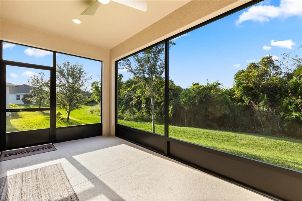 Active With Contract: $499,950 (4 beds, 3 baths, 2077 Square Feet)