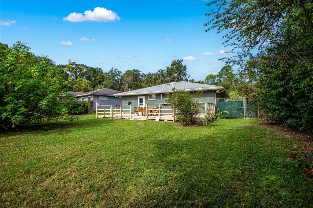 For Sale: $285,000 (2 beds, 2 baths, 1016 Square Feet)