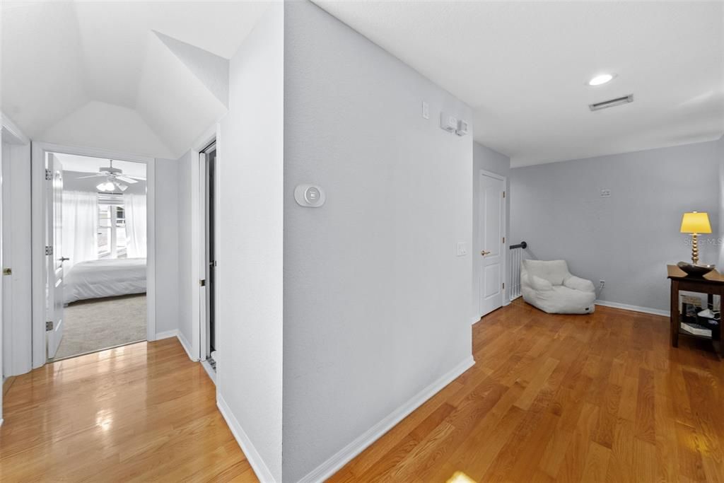 For Sale: $949,000 (4 beds, 2 baths, 2776 Square Feet)