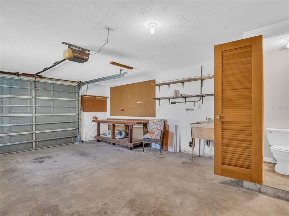 For Sale: $315,000 (3 beds, 2 baths, 1362 Square Feet)