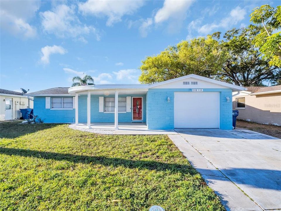 For Sale: $315,000 (3 beds, 2 baths, 1362 Square Feet)