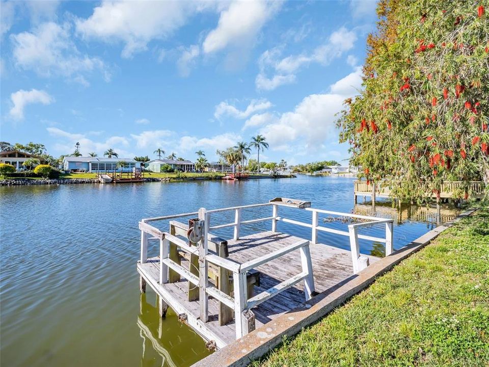 For Sale: $315,000 (3 beds, 2 baths, 1362 Square Feet)