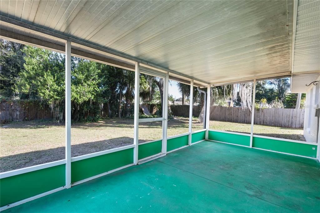 For Sale: $275,000 (3 beds, 2 baths, 1182 Square Feet)