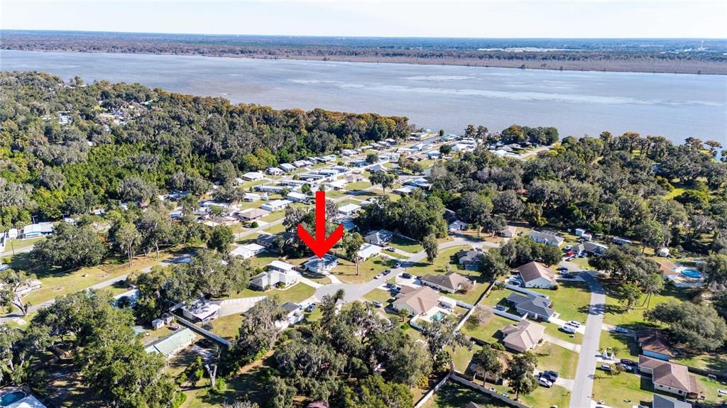 For Sale: $275,000 (3 beds, 2 baths, 1182 Square Feet)