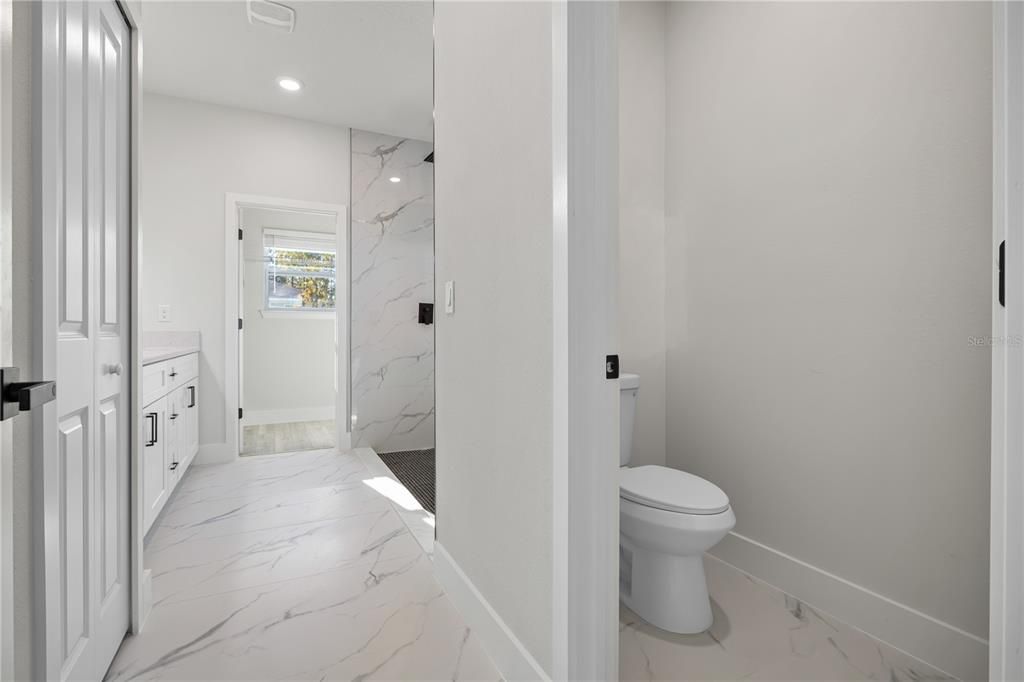 En Venta: $284,900 (3 camas, 2 baños, 1562 Pies cuadrados)