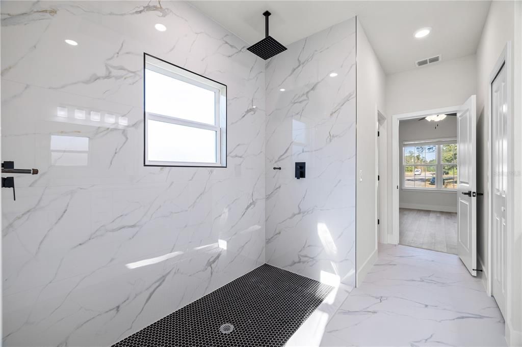 En Venta: $284,900 (3 camas, 2 baños, 1562 Pies cuadrados)