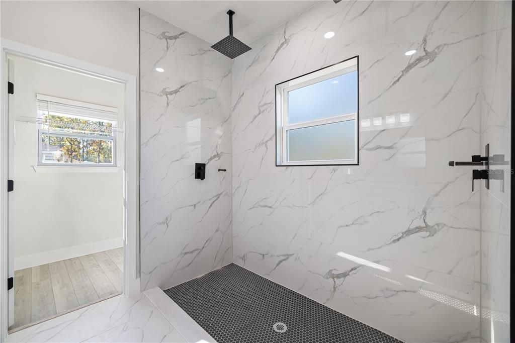 En Venta: $284,900 (3 camas, 2 baños, 1562 Pies cuadrados)