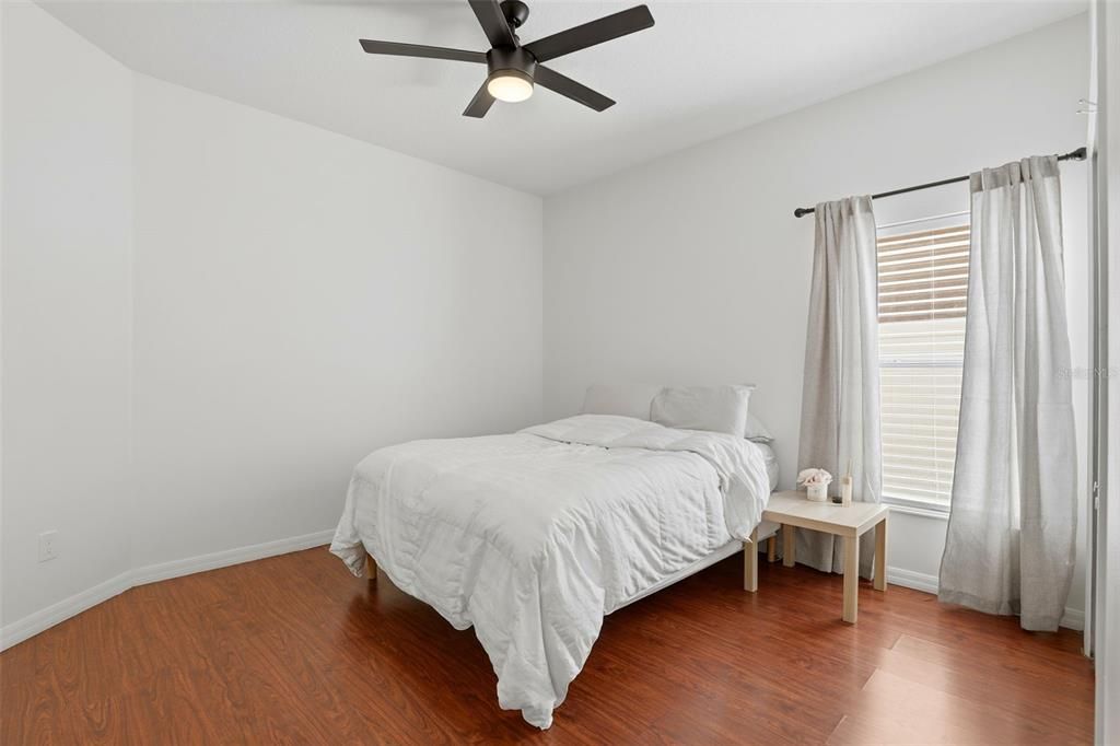 For Sale: $515,000 (5 beds, 3 baths, 2705 Square Feet)