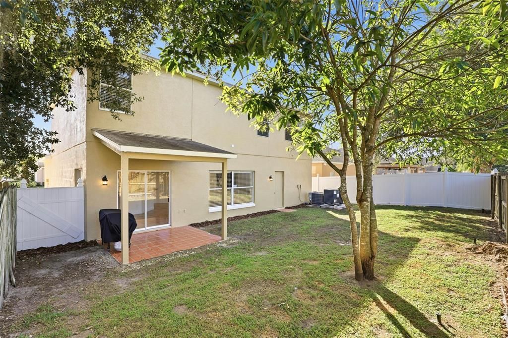 For Sale: $515,000 (5 beds, 3 baths, 2705 Square Feet)