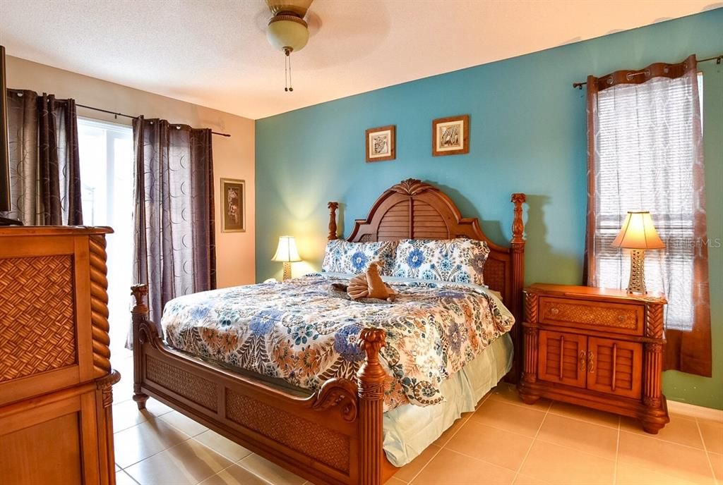 En Venta: $625,000 (7 camas, 4 baños, 2914 Pies cuadrados)