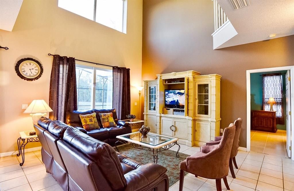 En Venta: $625,000 (7 camas, 4 baños, 2914 Pies cuadrados)