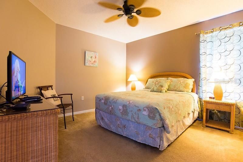 En Venta: $625,000 (7 camas, 4 baños, 2914 Pies cuadrados)