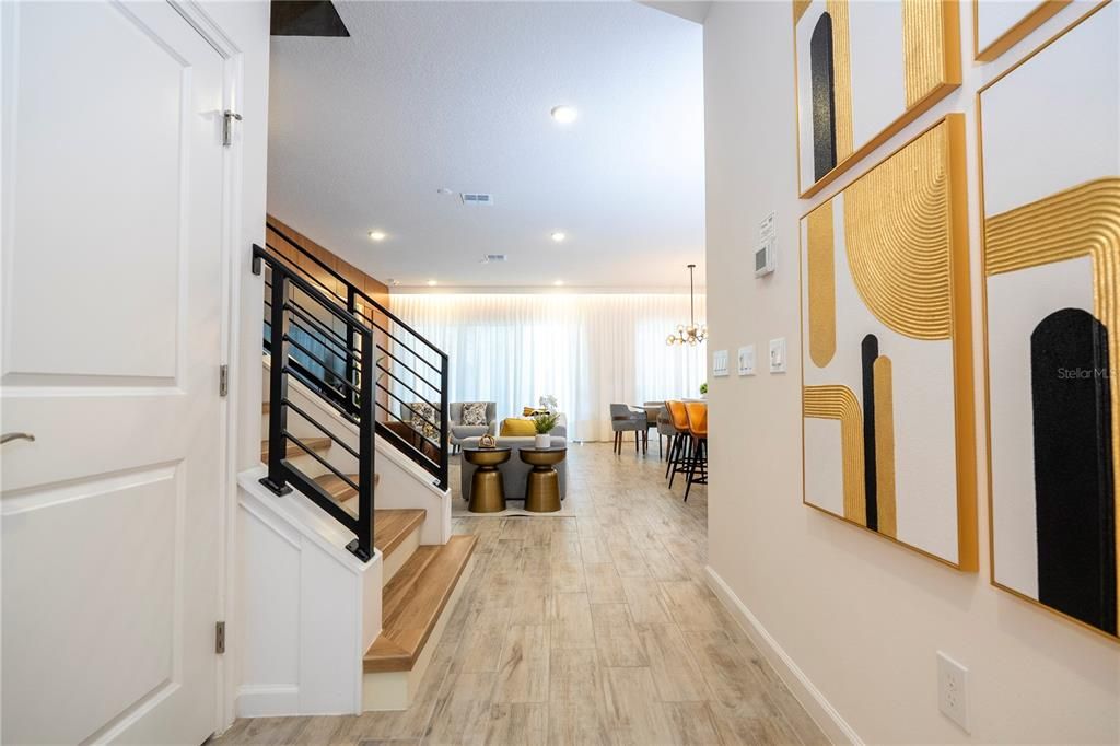 Под контрактом: $1,850,000 (9 спален, 9 ванн, 3967 Квадратных фут)