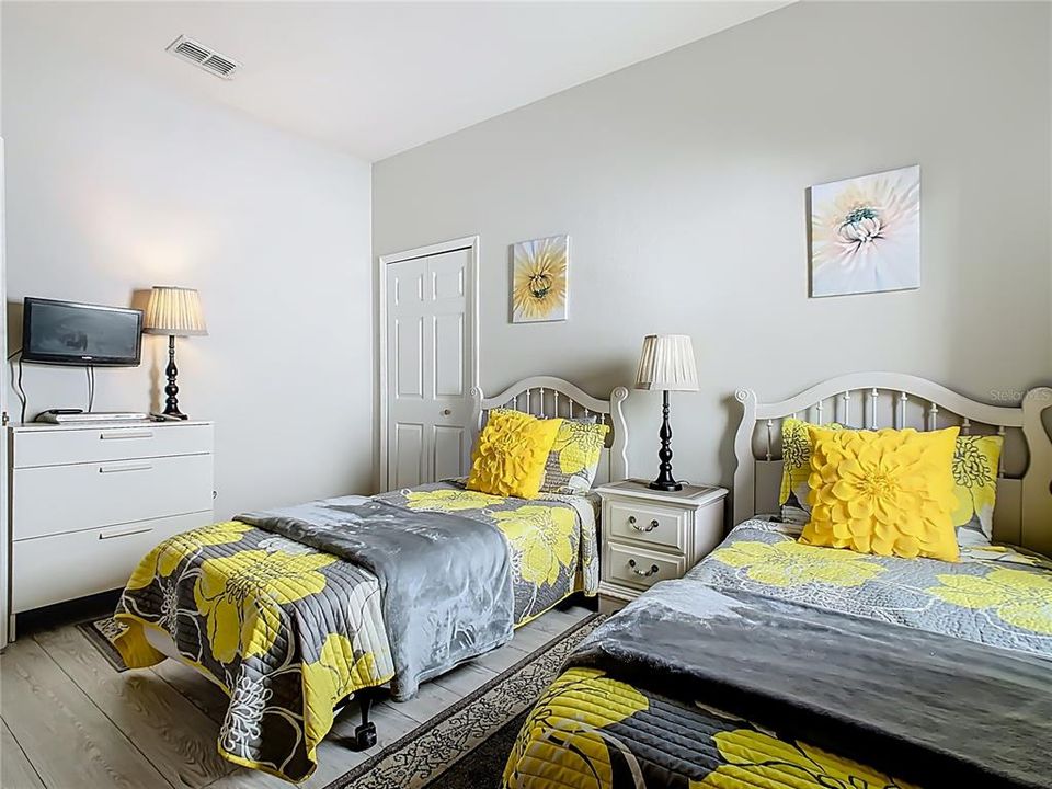 For Sale: $434,900 (4 beds, 3 baths, 1658 Square Feet)