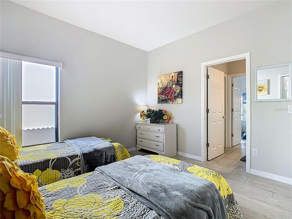 For Sale: $434,900 (4 beds, 3 baths, 1658 Square Feet)