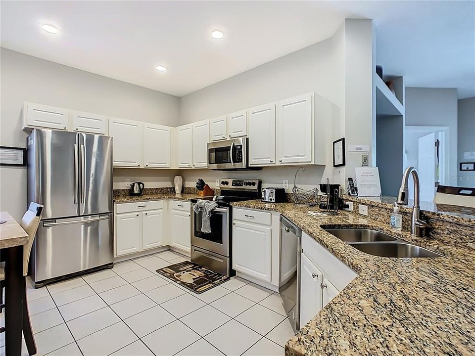 For Sale: $434,900 (4 beds, 3 baths, 1658 Square Feet)