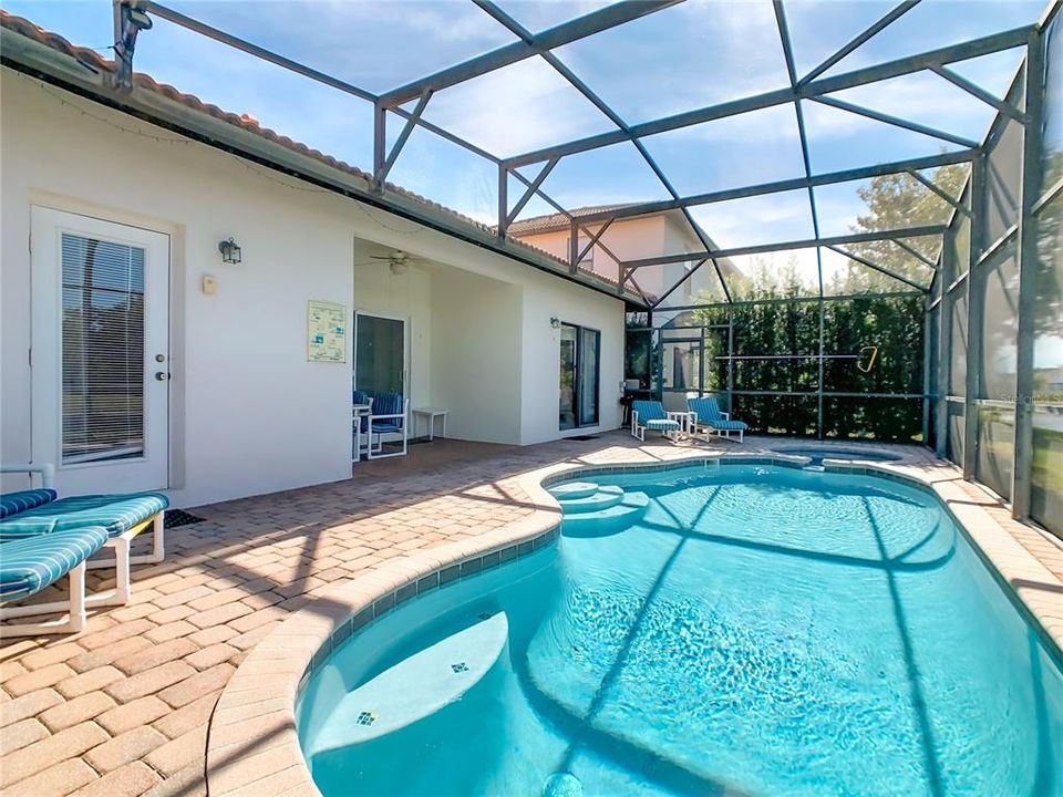 For Sale: $434,900 (4 beds, 3 baths, 1658 Square Feet)