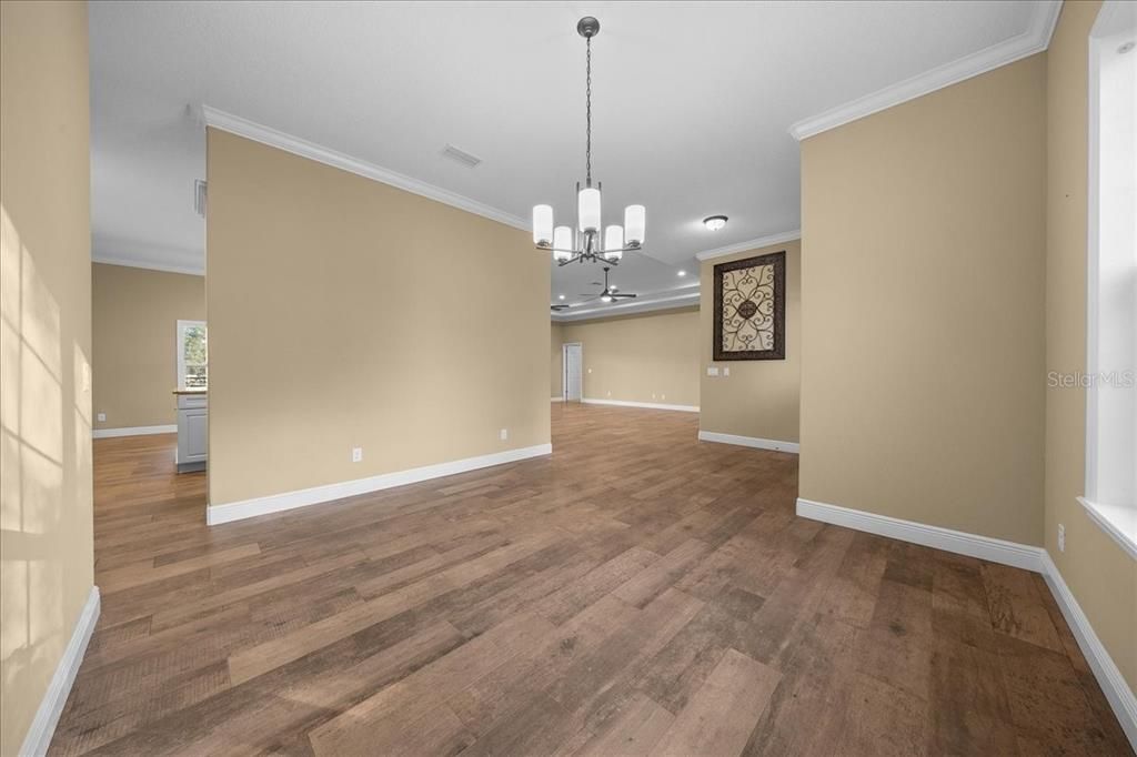 待售: $645,000 (3 贝兹, 2 浴室, 2640 平方英尺)