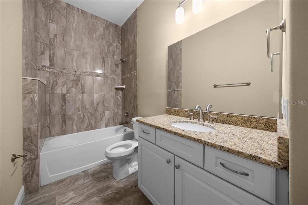 待售: $645,000 (3 贝兹, 2 浴室, 2640 平方英尺)