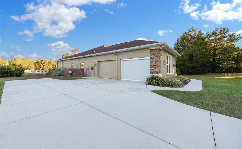 待售: $645,000 (3 贝兹, 2 浴室, 2640 平方英尺)