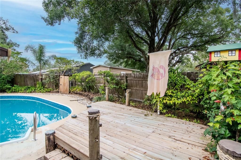 En Venta: $385,000 (4 camas, 2 baños, 1826 Pies cuadrados)