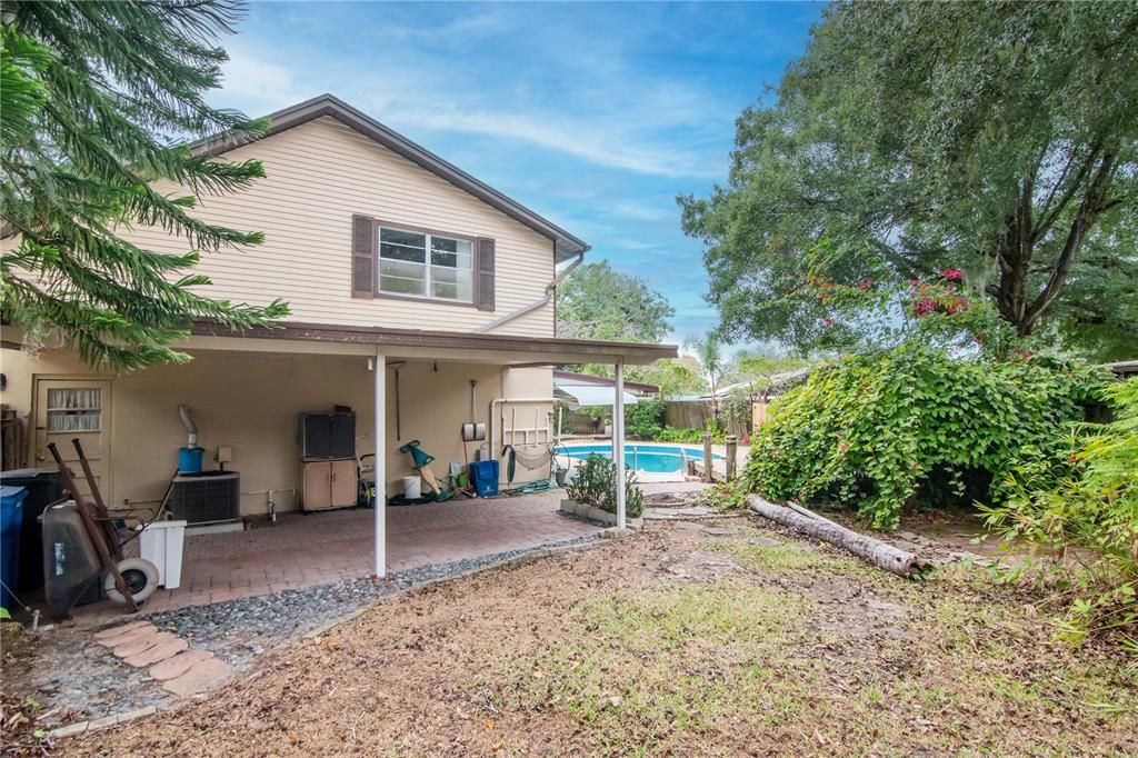 En Venta: $385,000 (4 camas, 2 baños, 1826 Pies cuadrados)