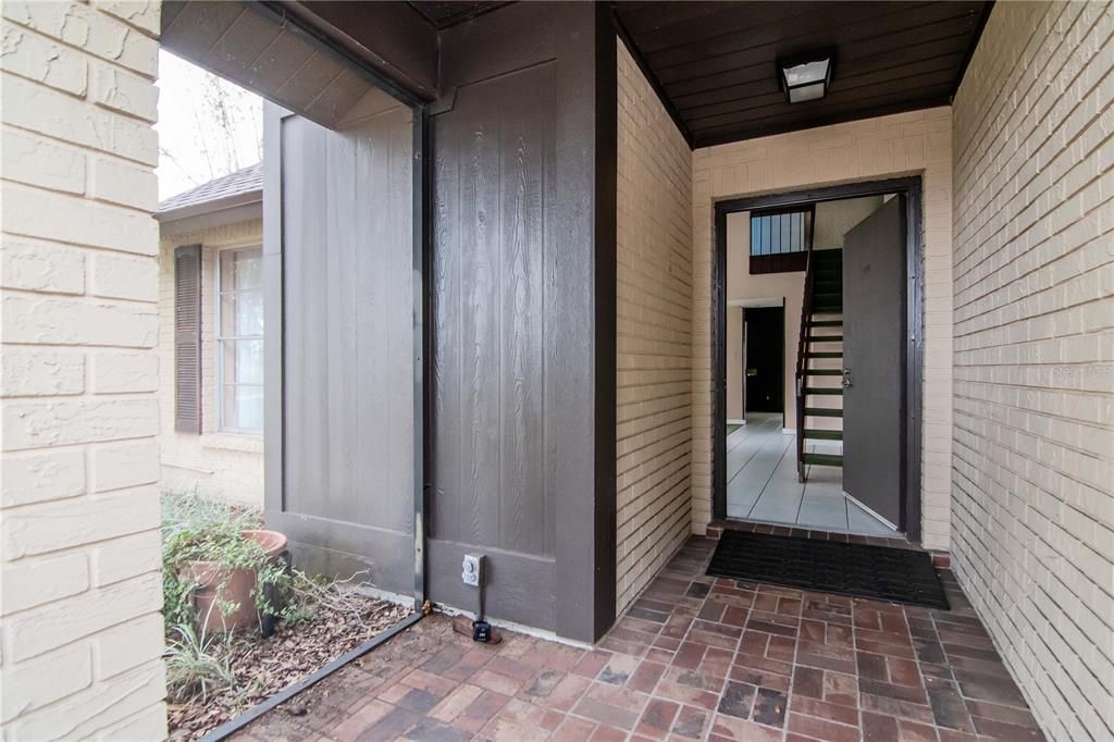 En Venta: $385,000 (4 camas, 2 baños, 1826 Pies cuadrados)