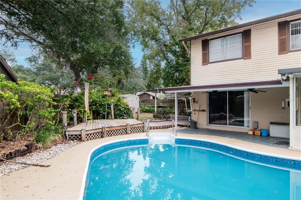 En Venta: $385,000 (4 camas, 2 baños, 1826 Pies cuadrados)