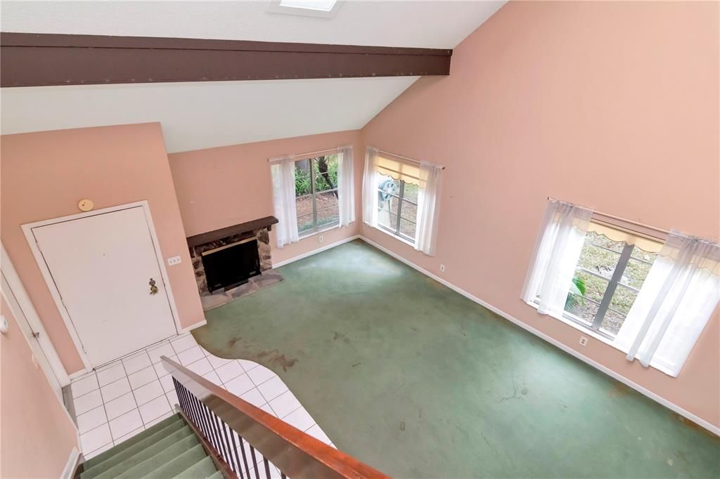 En Venta: $385,000 (4 camas, 2 baños, 1826 Pies cuadrados)