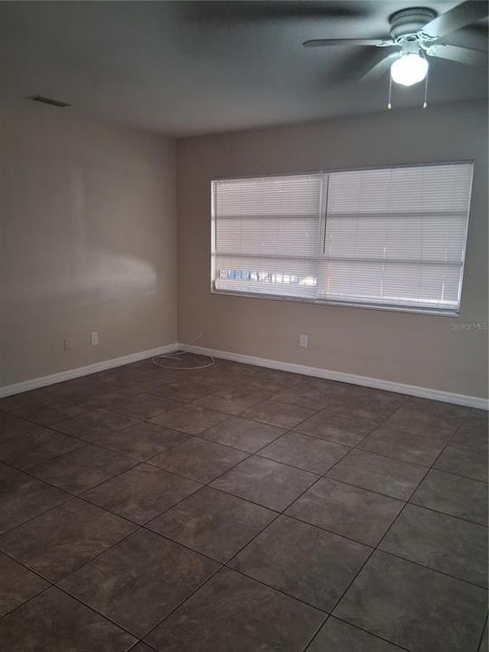 For Rent: $1,800 (2 beds, 2 baths, 1118 Square Feet)