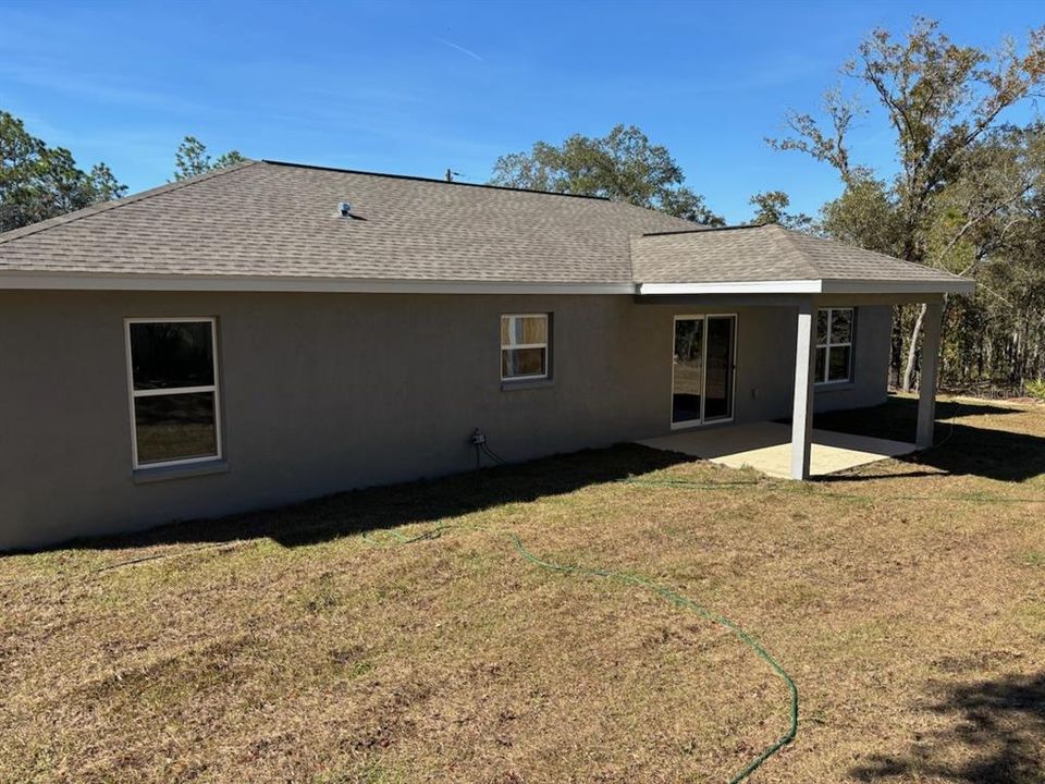 合同活跃: $258,900 (3 贝兹, 2 浴室, 1530 平方英尺)