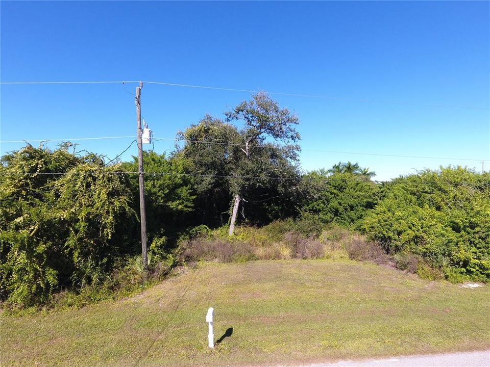 En Venta: $19,500 (0.17 acres)