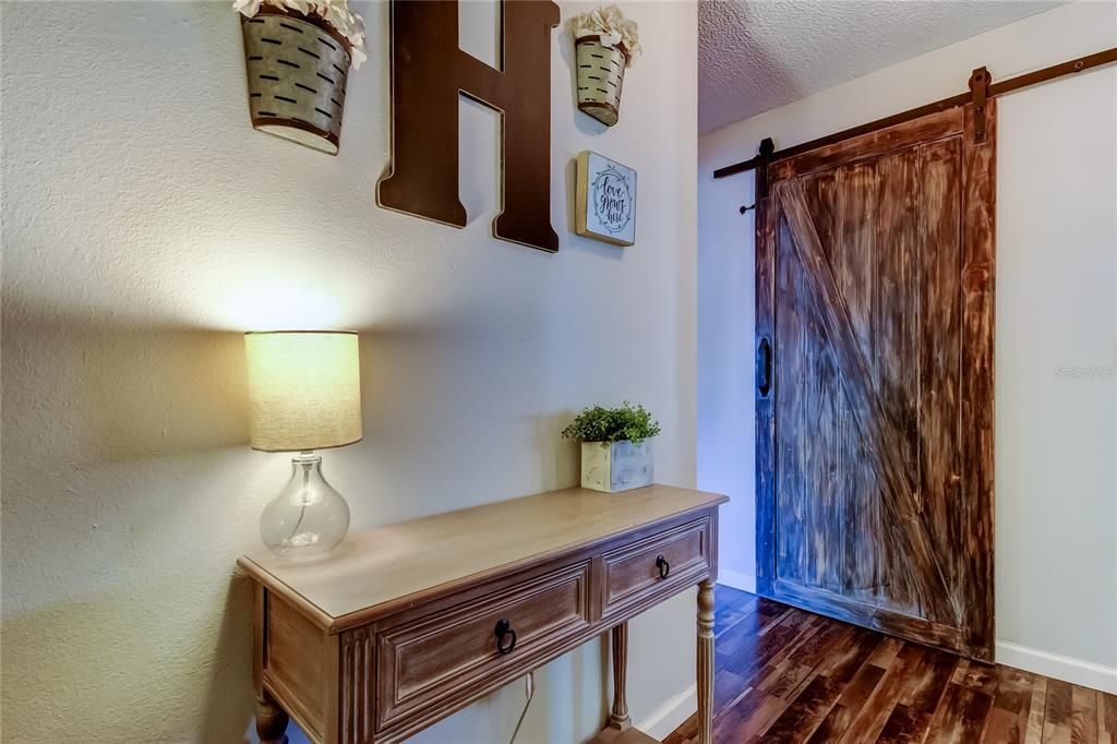 合同活跃: $435,000 (3 贝兹, 2 浴室, 1413 平方英尺)