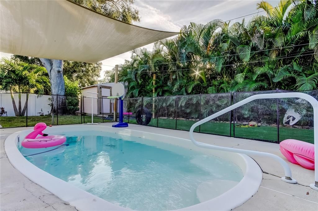 合同活跃: $435,000 (3 贝兹, 2 浴室, 1413 平方英尺)