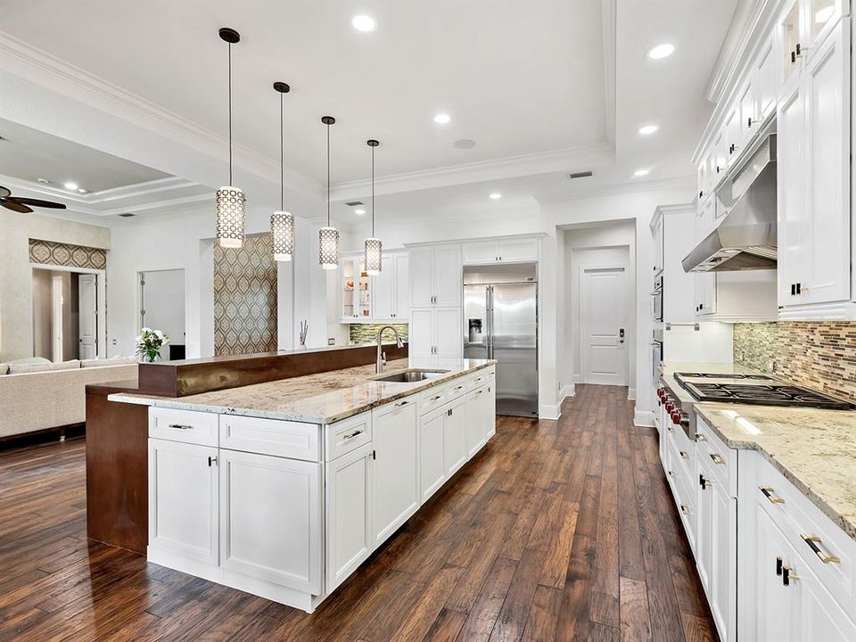 For Sale: $2,645,000 (3 beds, 3 baths, 3483 Square Feet)