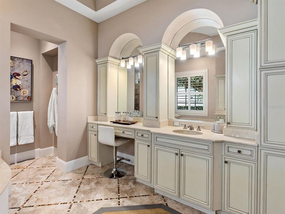 For Sale: $2,645,000 (3 beds, 3 baths, 3483 Square Feet)