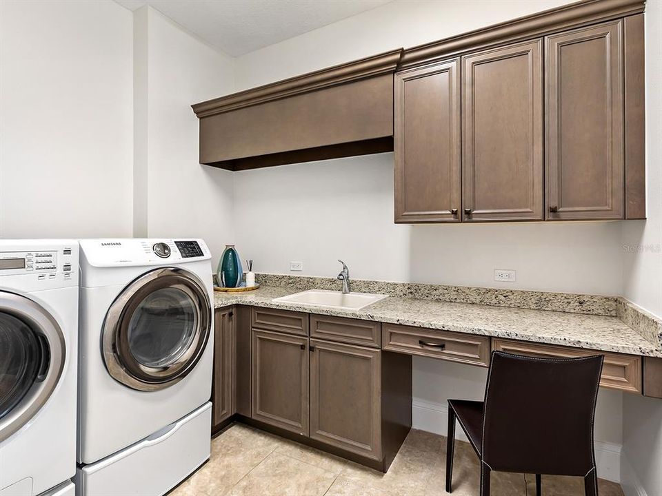 For Sale: $2,645,000 (3 beds, 3 baths, 3483 Square Feet)