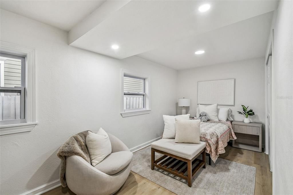 For Sale: $974,999 (3 beds, 2 baths, 2075 Square Feet)