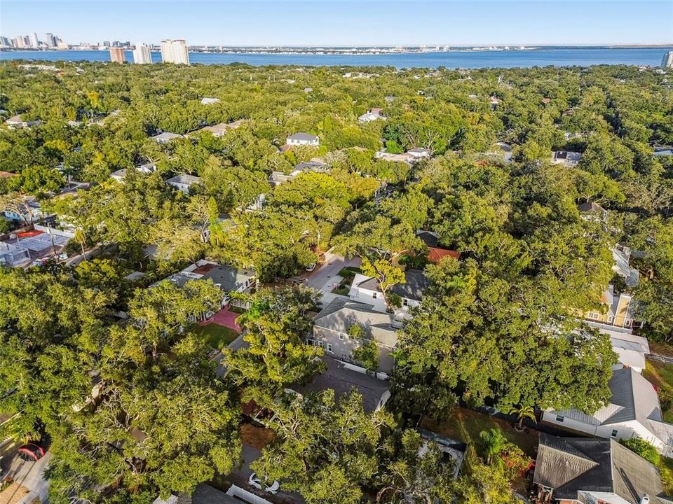 For Sale: $974,999 (3 beds, 2 baths, 2075 Square Feet)