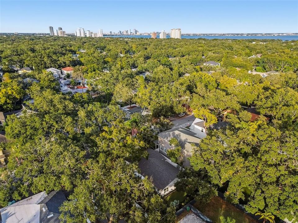 For Sale: $974,999 (3 beds, 2 baths, 2075 Square Feet)