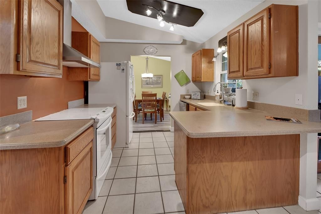 En Venta: $387,000 (3 camas, 2 baños, 1597 Pies cuadrados)