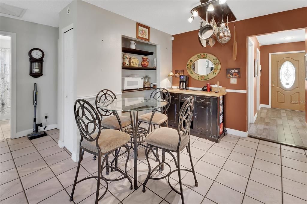 En Venta: $387,000 (3 camas, 2 baños, 1597 Pies cuadrados)