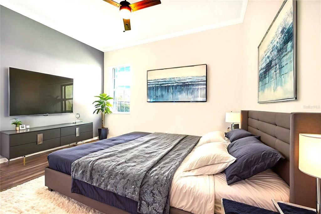 Active With Contract: $514,900 (3 beds, 2 baths, 2219 Square Feet)